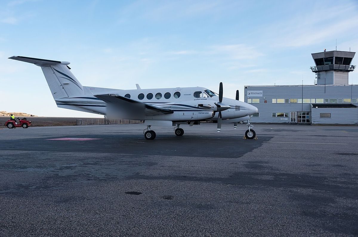 Super King Air B200 on the ground