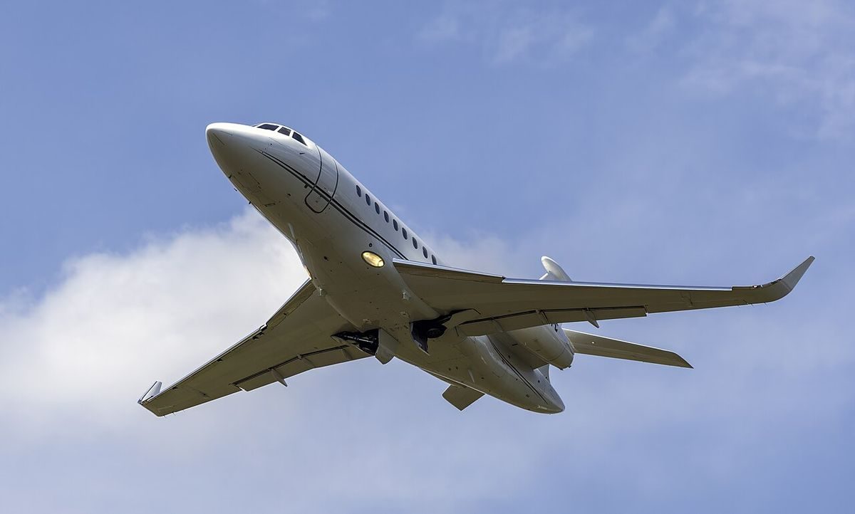 Falcon 2000LX on the ground
