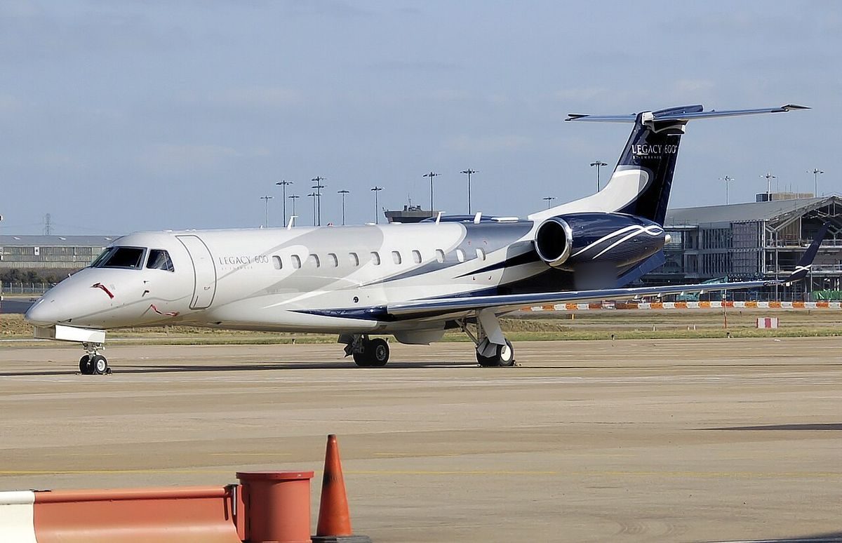 Legacy 600 on the ground