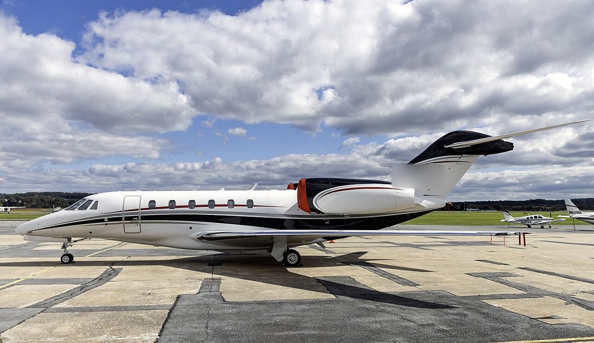 Citation X+ on the ground